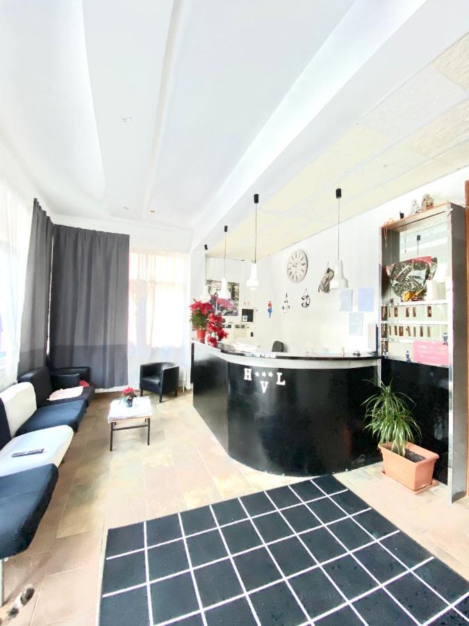 Hotel Villa Lorena Римини Экстерьер фото