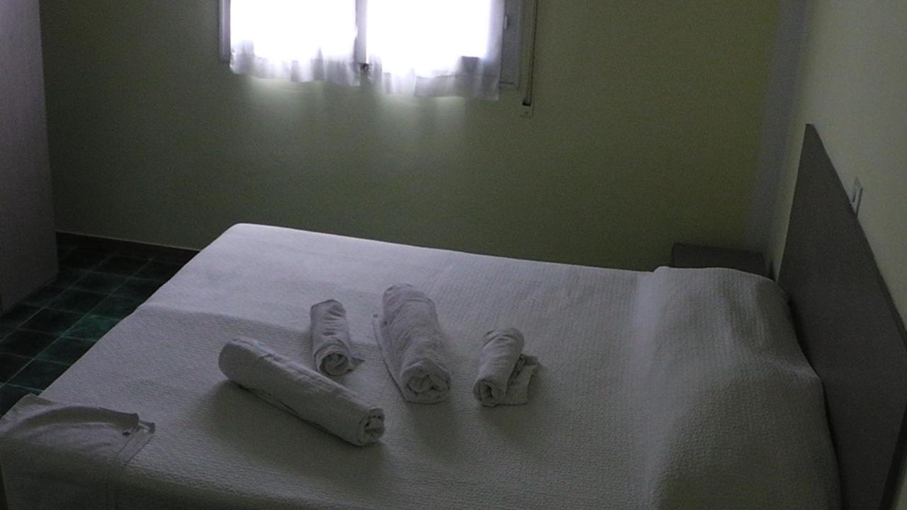 Hotel Villa Lorena Римини Номер фото