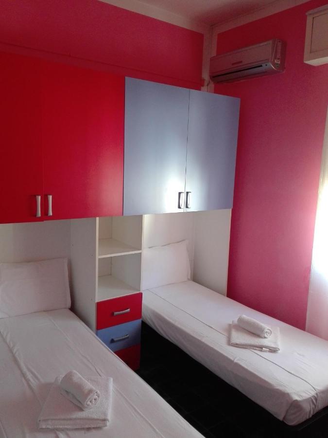 Hotel Villa Lorena Римини Экстерьер фото